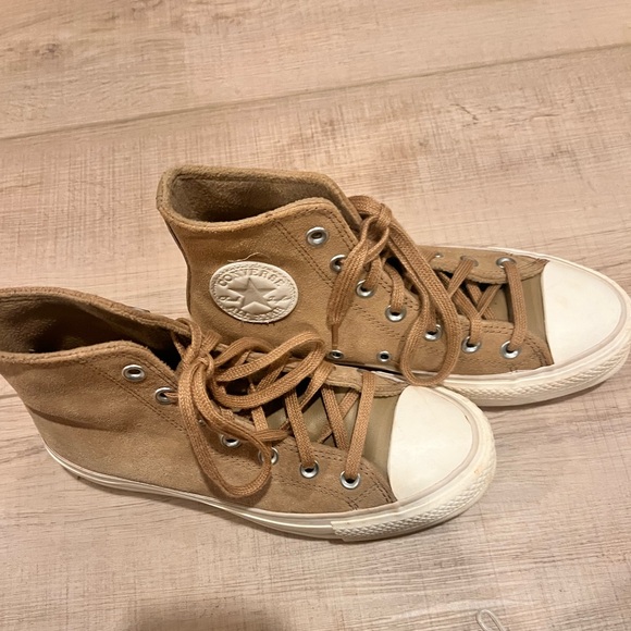 Chuck Taylor All Star Lift Platform Suede size 7 - Picture 2 of 6